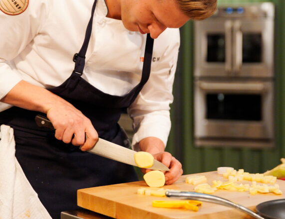 Nine of the excellent cooking shortcuts, in line with chefs