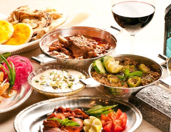 Food Fit for Royalty: So What Did The Mughal Emperors Eat For Dinner?