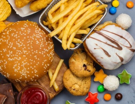 Changi Airport seeks F&B associate for Western speedy food concession in T3