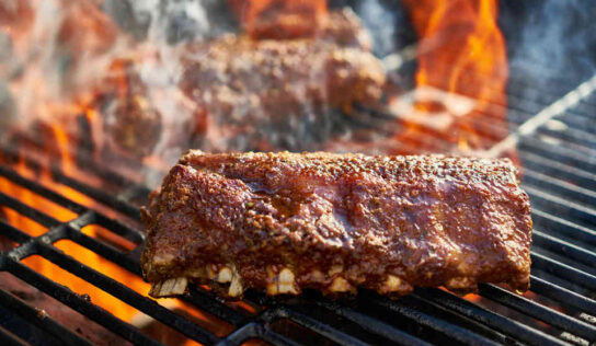 How to Make Award-Worthy Ribs Without A BBQ Smoker