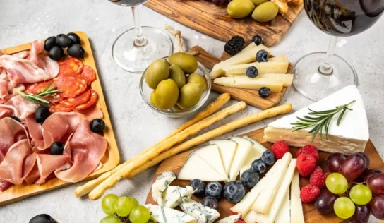 Exploring the Art of French Aperitif